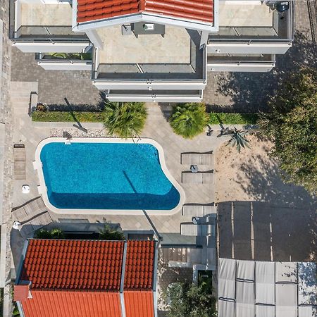 Villa Em Makarska Buitenkant foto